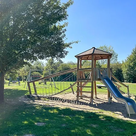 Urlauberdorf Haus 20a Nyaraló *